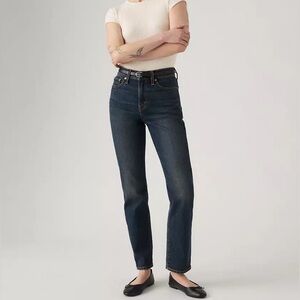 Levi’s Wedgie Slim Fit Darkest Blue Navy Wash Size 26 & 28” Inseam Ankle Cropped